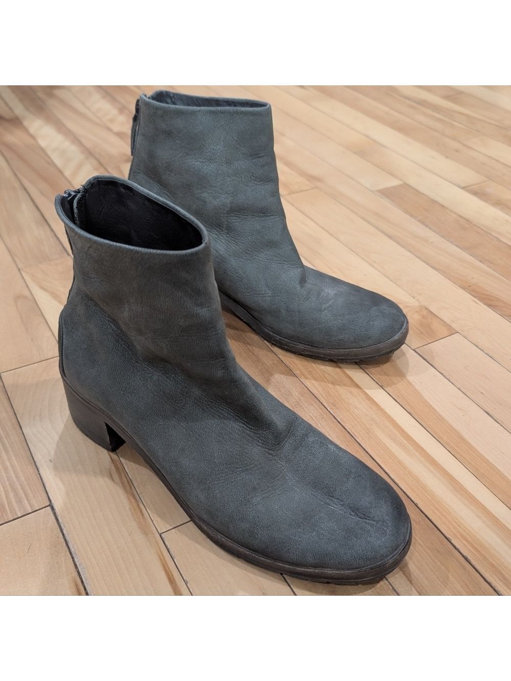 Marsèll | Listo Block-Heel Back-Zip Ankle Boots In Grey